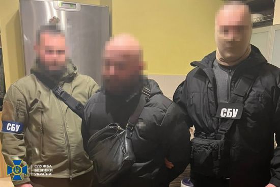 В Києві банда намагалася захопити бізнес, який приносить мільйони гривень (фото)