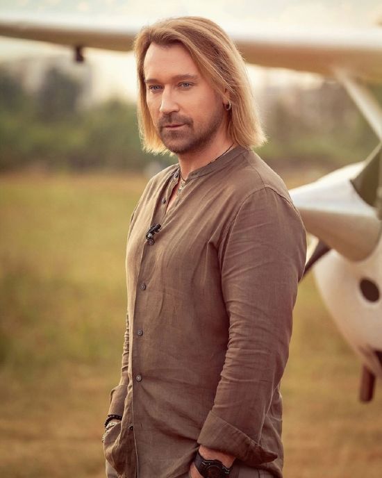 Олег Винник на свіжому фото показав, який вигляд має зараз