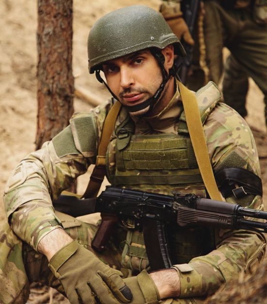 Віталій Козловський зізнався, що з нього знущалися, коли він проходив військову підготовку