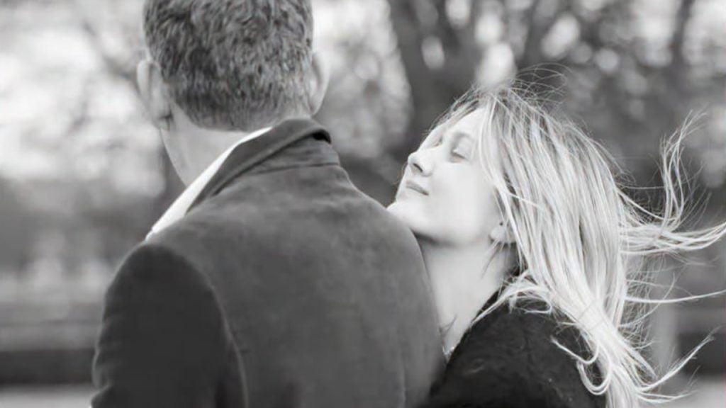 Він іноземець. Співачка Kola таємно вийшла заміж