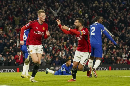 Асист Мудрика не врятував: "Челсі" поступився "Манчестер Юнайтед" у матчі 15-го туру АПЛ