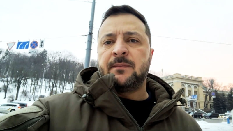 «Бережіть себе, будьте собою» – Зеленський звернувся до військових у День ЗСУ