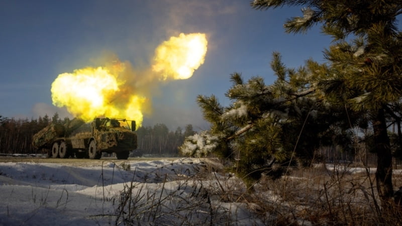 Де Україні брати зброю і наскільки критичною є ситуація для ЗСУ?