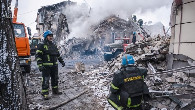 Удар РФ по Новогродівці: місцева влада повідомила про виявлення фрагментів тіл, які неможливо ідентифікувати