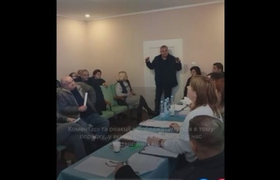 Депутат підірвав гранати у сільраді на Закарпатті: з'явилося повне відео інциденту
