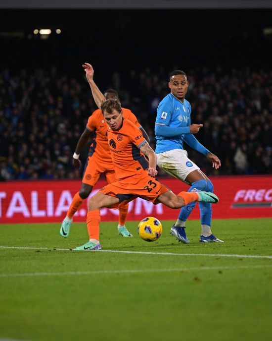 "Інтер" завдяки красивим голам знищив "Наполі" та повернув собі лідерство у Серії А (відео)