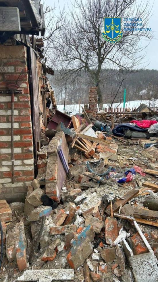 Росіяни вгатили по цивільній інфраструктурі Сумщини, є загиблий: фото