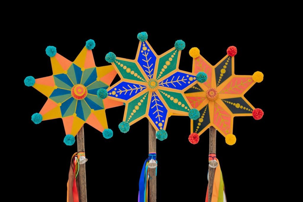 На залізничному вокзалі Києва відкрилася інтерактивна різдвяна виставка «Зірка сходить» На залізничному вокзалі Києва відкрилася інтерактивна різдвяна виставка «Зірка сходить»