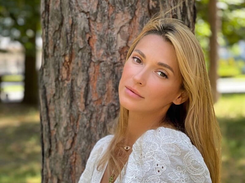 Tayanna розповіла, де перебуває батько її сина – відомий продюсер із РФ. Артистка пояснила, чому він не хоче бачитися зі своєю дитиною