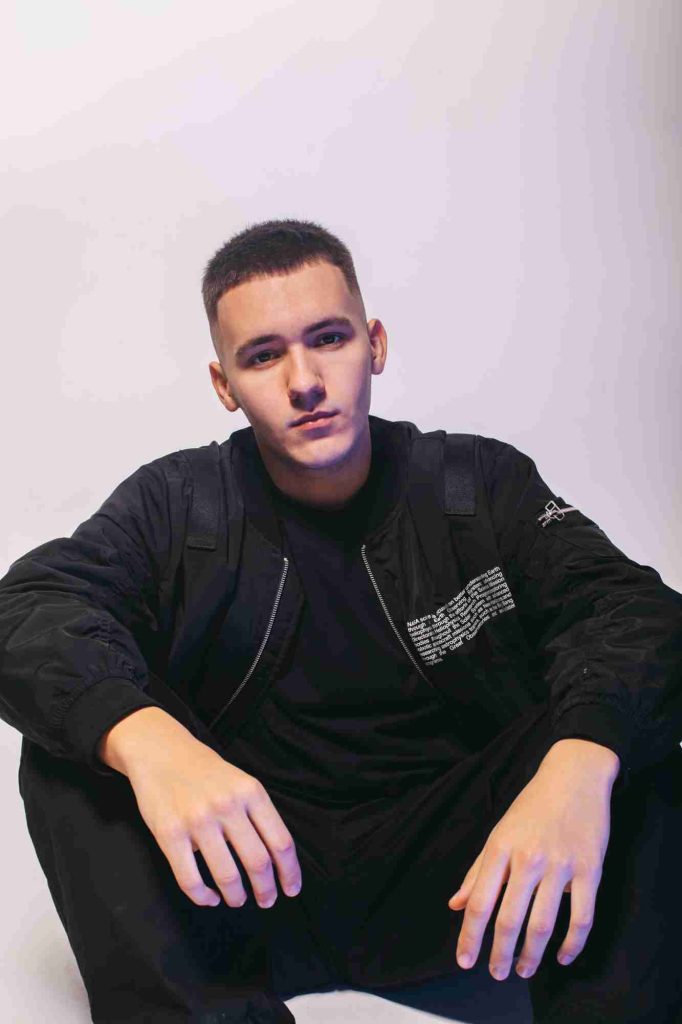 №1 за версією Spotify: що ми не знаємо про виконавця YAKTAK