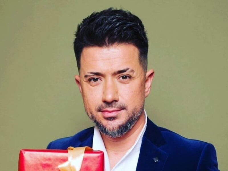 Налчаджиоглу після від'їзду дружини засвітився в обіймах інших жінок