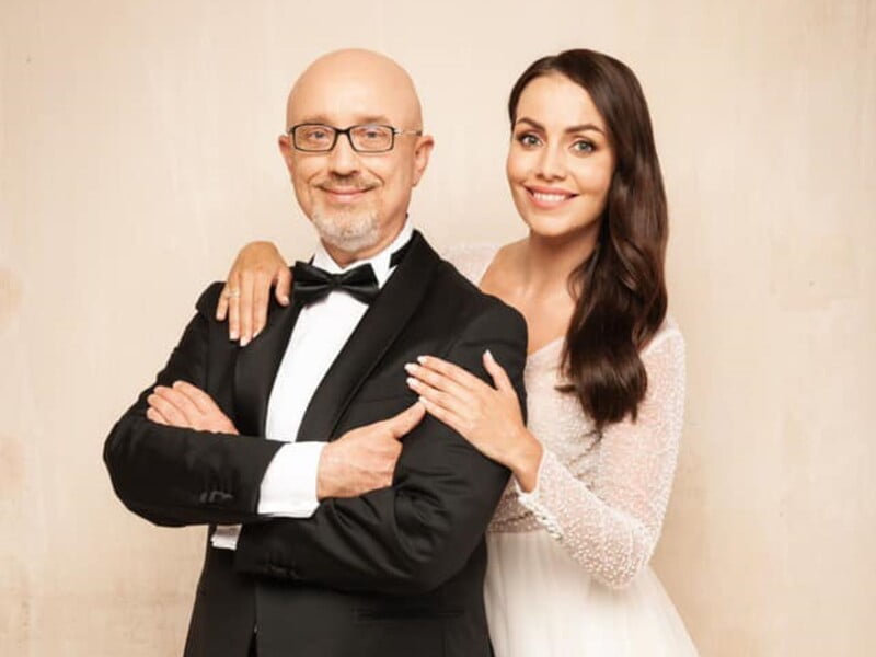 "Бабуся обіцяла передати фаршировану рибу". Зорій розповіла про новорічні традиції у своїй сім'ї і чому не стала вішати іграшки на ялинку