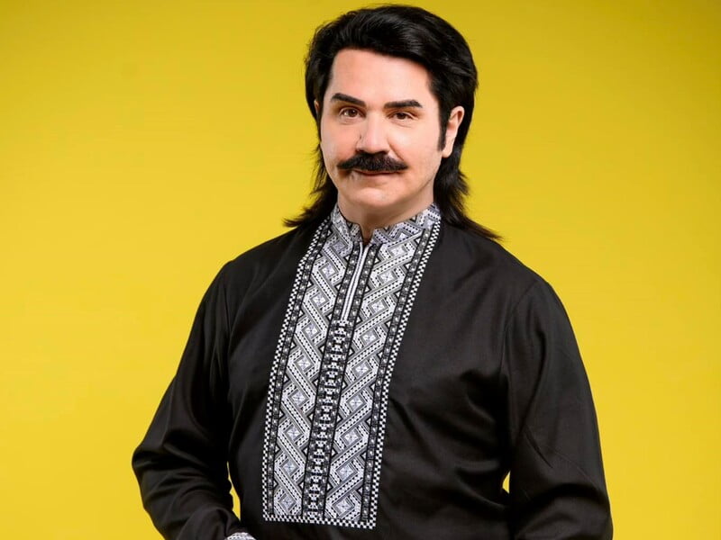 Зібров: У мене прихильниця лізла на четвертий поверх у Вінниці і мало не вбилася. Подряпана, мокра. Я її обігрів, звісно