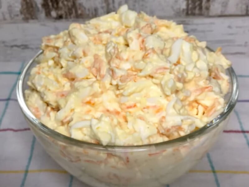 Салат "Білочка". Два варіанти популярного рецепту святкової страви на Новий рік
