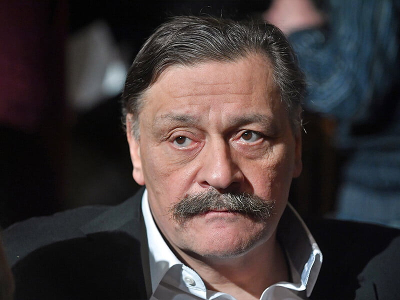 "Безграмотных шестерок утлых стая". Зірка серіалу "Кухня" Назаров висміяв російських пропагандистів "Безграмотных шестерок утлых стая". Зірка серіалу "Кухня" Назаров висміяв російських пропагандистів