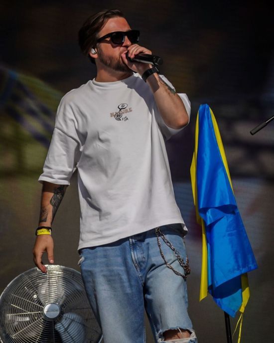 Лідер гурту "Без Обмежень" висловився про перехід на українську мову: "Не треба людей ламати"