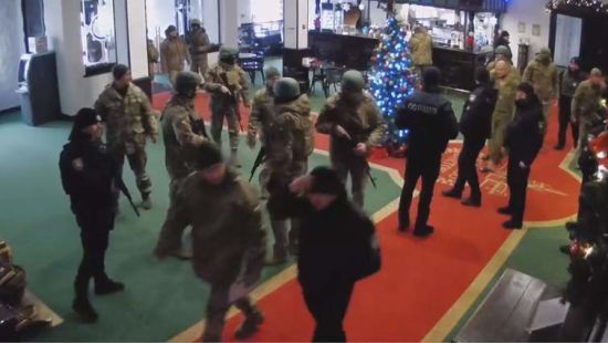 Штурм ухилянтів триває: представники ТЦК з автоматами почали ходити по санаторіях