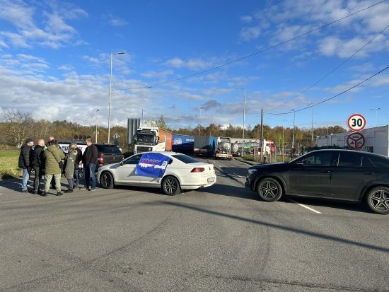 Словацькі перевізники продовжать блокувати кордон з Україною: скільки триватиме акція
