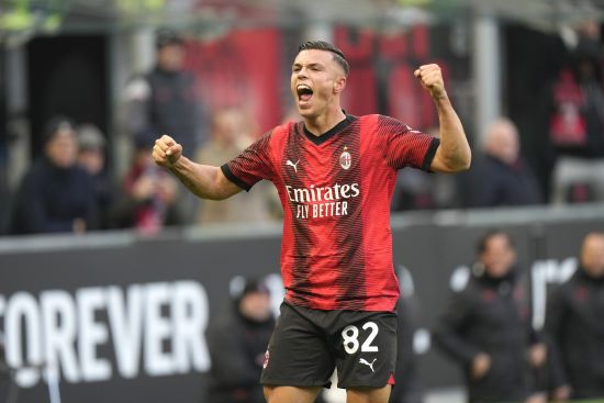 "Мілан" з голом юного дебютанта здобув розгромну перемогу та наблизився до лідерів Серії А (відео)