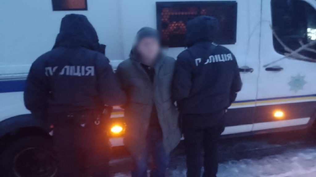 Стоїть майже 1 тис. вантажівок: що відбувається на кордоні України та Словаччини Стоїть майже 1 тис. вантажівок: що відбувається на кордоні України та Словаччини