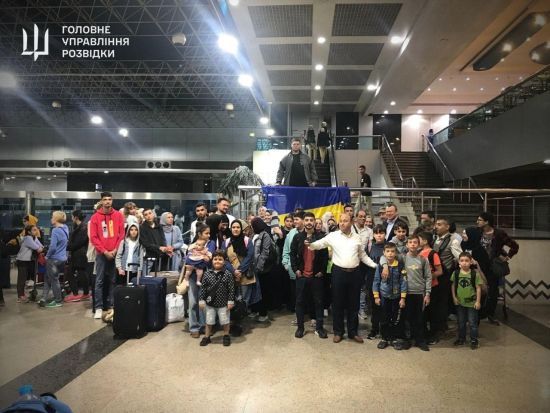 Операцію з порятунку українців із Сектора Гази завершили: скільки людей вивезли з небезпеки (фото) Операцію з порятунку українців із Сектора Гази завершили: скільки людей вивезли з небезпеки (фото)