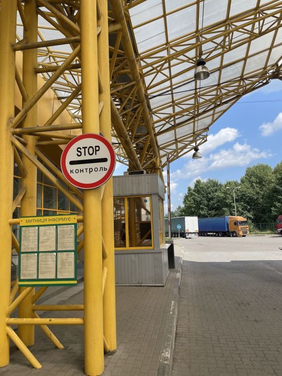 Блокування поляками кордону України - утворилися кілометрові черги
