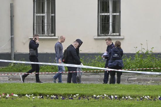 В Москві біля квартири воєнкора знайшли підозрілу посилку - її залишив "Дід Мороз"