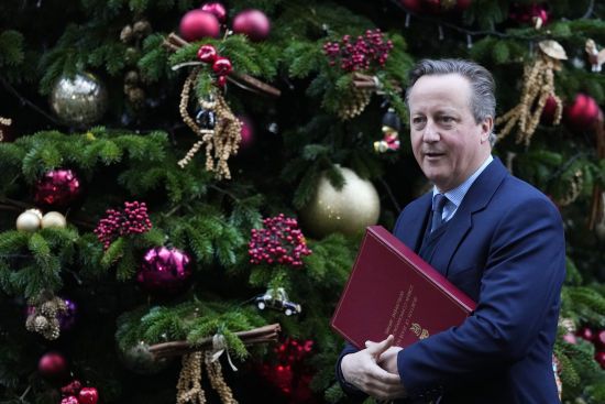 Якщо Путіна не зупинити в Україні, він повернеться за "добавкою" – Кемерон