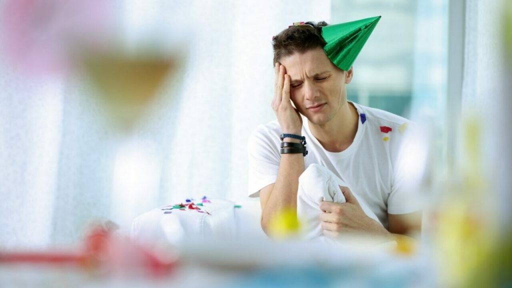 Без похмілля: як правильно пити алкоголь на Новий рік 2024