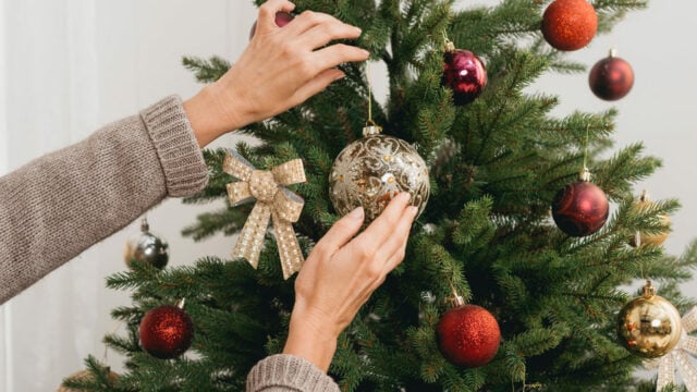 Не лише за принципом краси: як обрати безпечні прикраси для новорічної ялинки