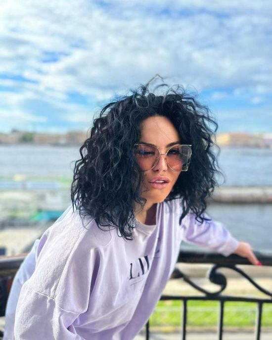 Режисерка-втікачка Оксана Байрак заявила, що з РФ легко повернулася до Одеси