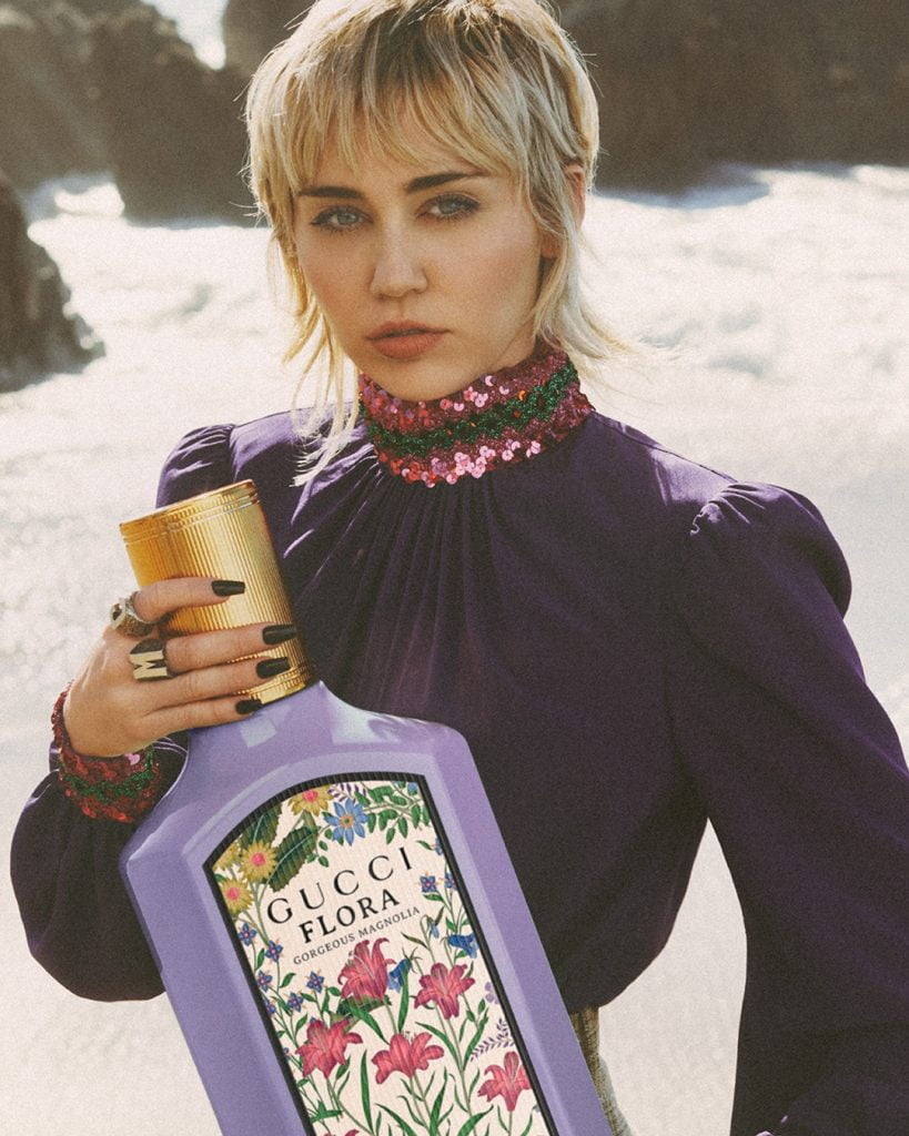 Майлі Сайрус в рекламі нового аромату Gucci Flora Майлі Сайрус в рекламі нового аромату Gucci Flora