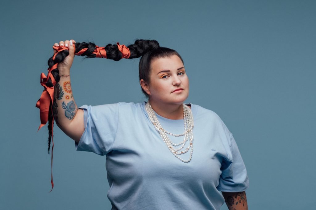 Про що жінка мовчить: реперка alyona alyona