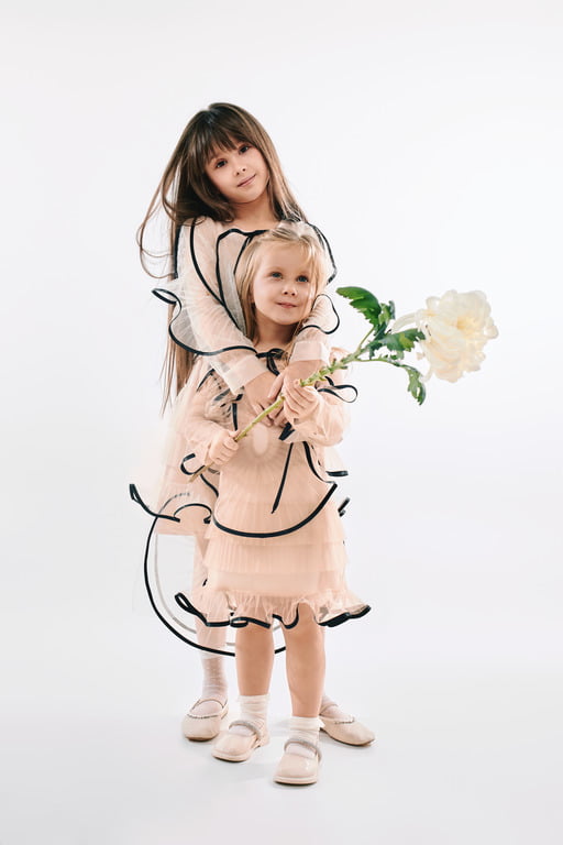 Nadya Dzyak та «Подружки» презентують спільний проєкт