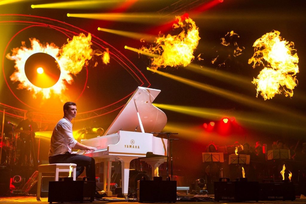 Чоловік говорить: Євген Хмара, піаніст Чоловік говорить: Євген Хмара, піаніст