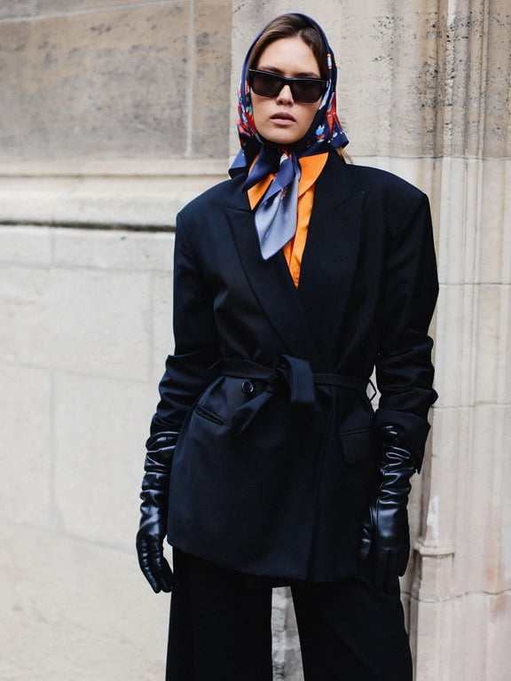 Бренд OLIZ присвятив колекцію легендарному художнику Івану Приходьку Бренд OLIZ присвятив колекцію легендарному художнику Івану Приходьку