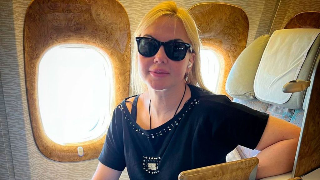 Лижі та ярмарок із Щедриком: Камалія показала свій відпочинок в Альпах із близнючками