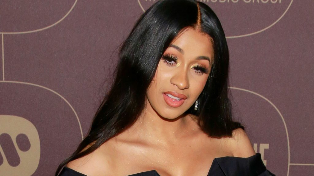 Хочу почати 2024 рік оновленою: Карді Бі розлучається з чоловіком Хочу почати 2024 рік оновленою: Карді Бі розлучається з чоловіком