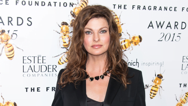 Супермоделі 90-х назавжди. Кроуфорд показала архівні фото з Євангелістою