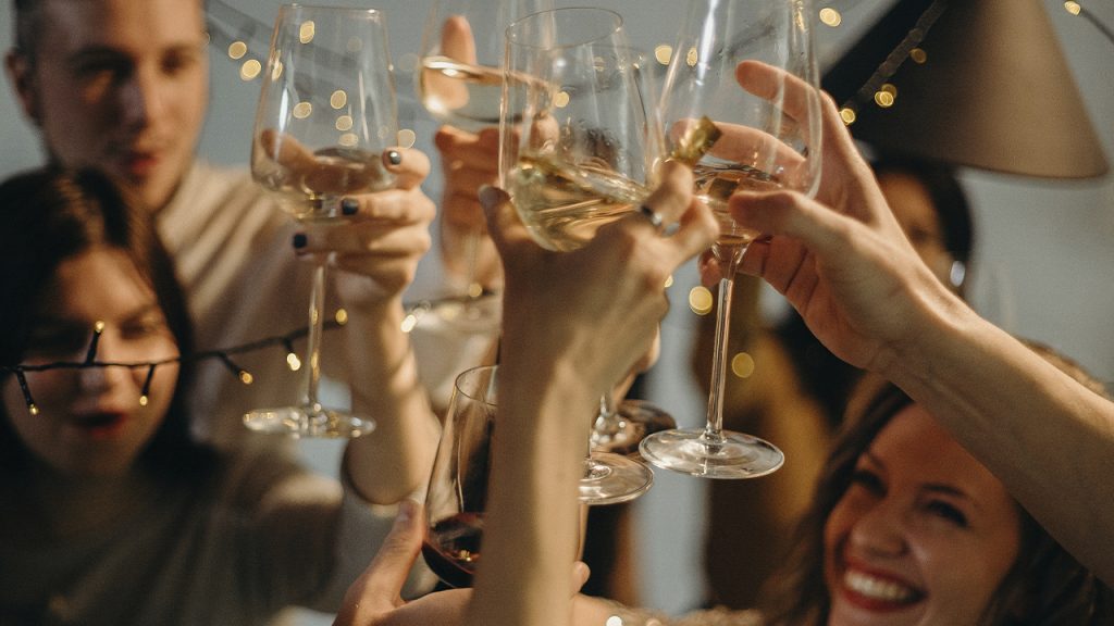 Дракона консервами не задобрити: що не можна готувати на Новий рік 2024 Дракона консервами не задобрити: що не можна готувати на Новий рік 2024