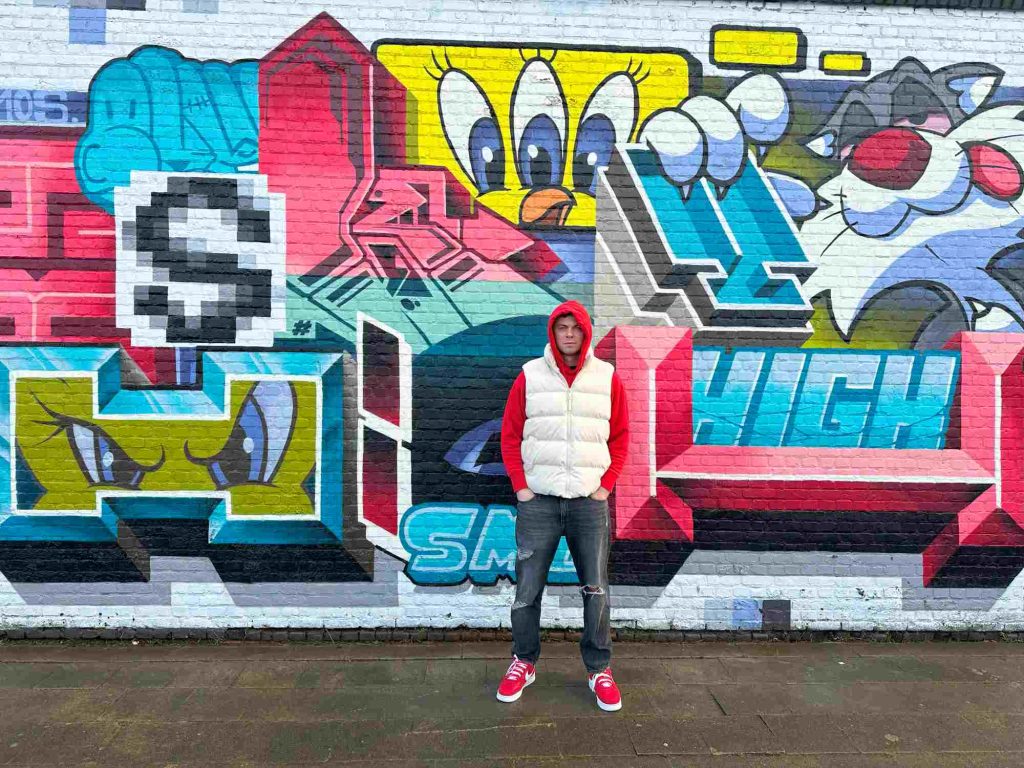 Таким має бути український хіп-хоп! Трек “Хвилі” від Piv Tona Таким має бути український хіп-хоп! Трек “Хвилі” від Piv Tona