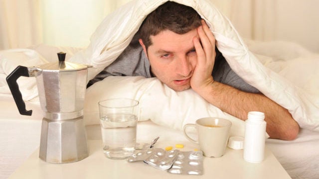 Коли на ранок нестерпно погано: лікарка назвала найкращі продукти проти похмілля