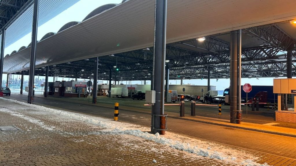 Гордіїв вузол: у Польщі заявили про складнощі з розблокуванням кордону