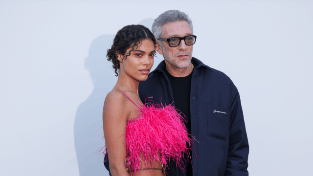 Після бурхливого роману: Дуа Ліпа розійшлася з французьким режисером Після бурхливого роману: Дуа Ліпа розійшлася з французьким режисером