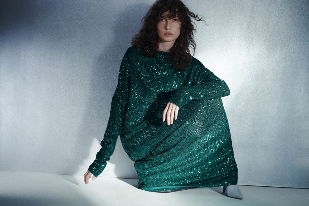 Всі відтінки стійкості в новорічній колекції W8LESS’24