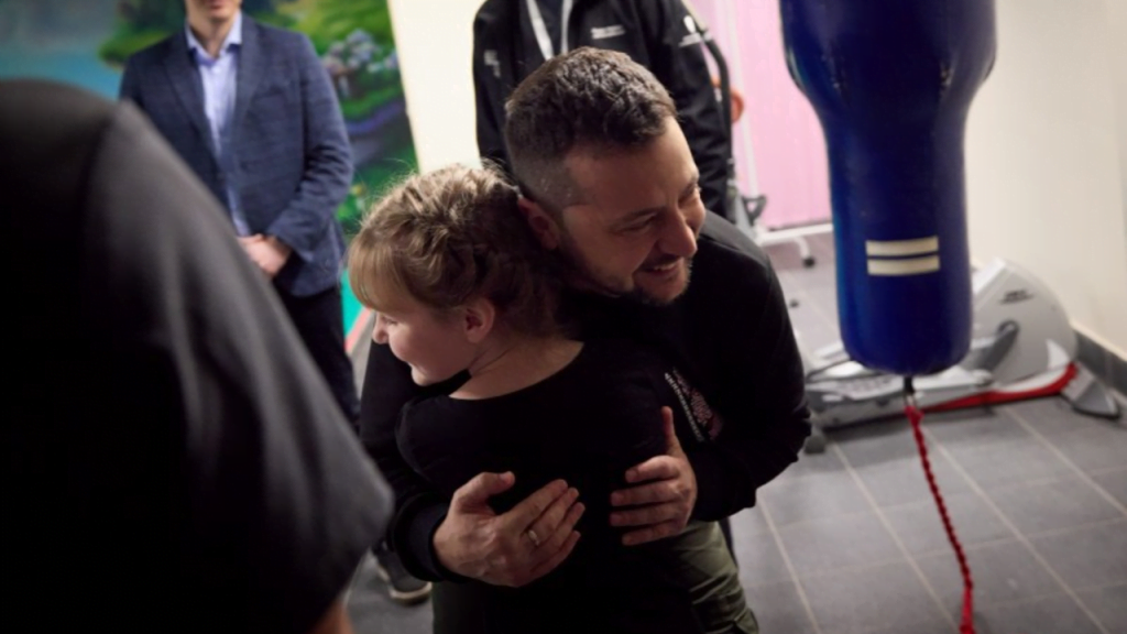 Лікування ускладнювалось через анорексію: у Львові врятували дівчинку з двобічною пневмонією