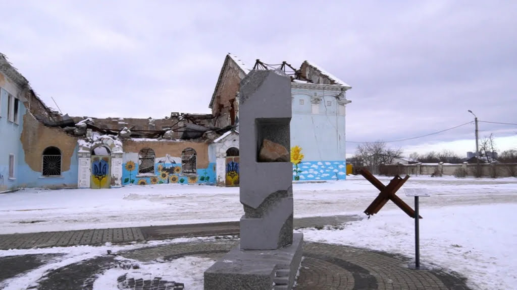 В Ірпені презентували скульптуру «Простір медитації для монаха» японського митця Йошио Ягі 