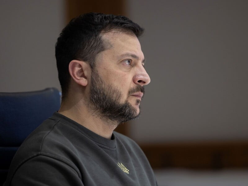 Зеленський записав новорічне привітання на тлі Москви у вогні й охопленого пожежею Кремля. Фото, відео Зеленський записав новорічне привітання на тлі Москви у вогні й охопленого пожежею Кремля. Фото, відео