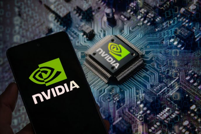 Військові та уряд Китаю купують мікросхеми Nvidia попри санкції США – Reuters