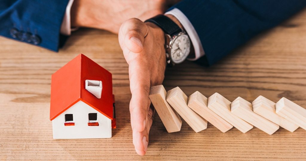 Українці стали страхувати власне житло вдвічі більше. Чому і від чого захищають квартири?